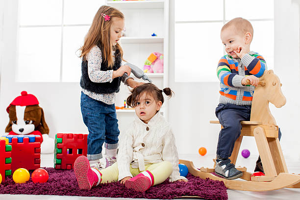 istock Kids playing in the room 178402487