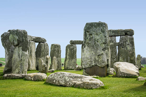 istock stonehenge standing stones wiltshire england 178406713