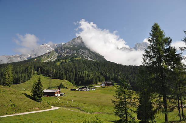 dientner sattel 및 hockönig, 오스트리아 - hochgebirge cloudscape cloud mountain 뉴스 사진 이미지