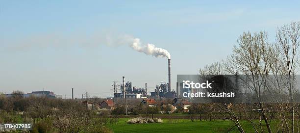 Foto de Metarlúgica e mais fotos de stock de Aço - Aço, Cano, Chaminé