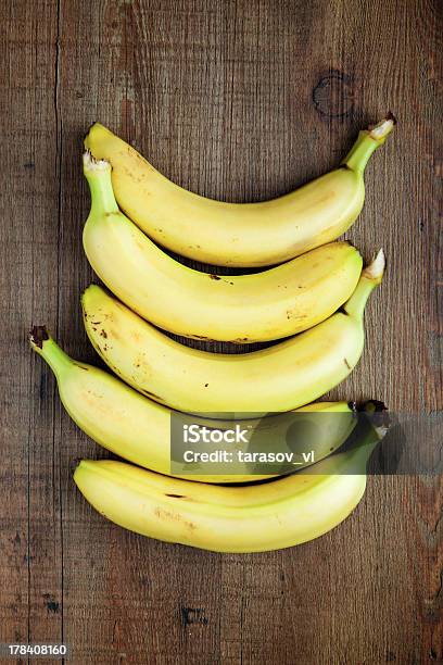 Foto de Bananas e mais fotos de stock de Amarelo - Amarelo, Banana, Café da manhã