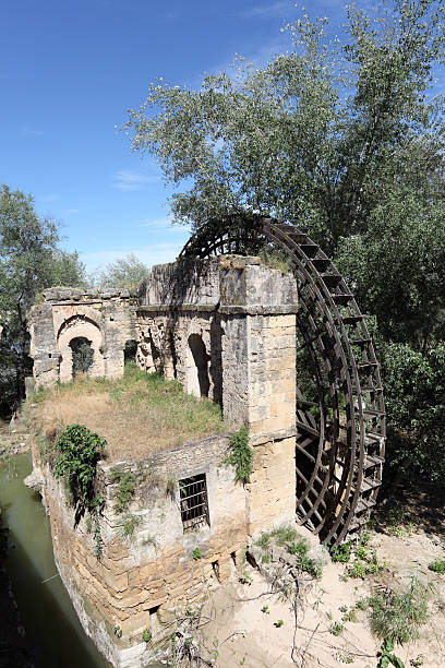 istock Ancient water wheel in Cordoba, Spain 178420242