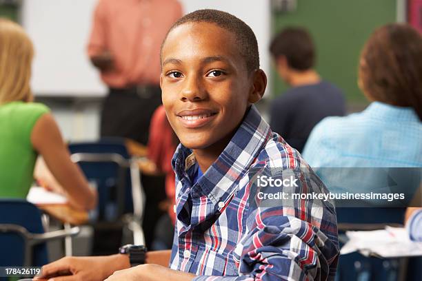雄 10 代の有名でスクール形式 - アフリカ系アメリカ人のストックフォトや画像を多数ご用意 - アフリカ系アメリカ人, ティーンエイジャー, 中高生
