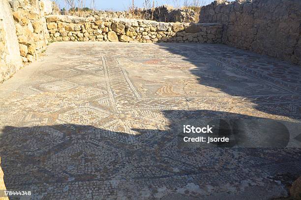Volubilis Mosaico - Fotografias de stock e mais imagens de Arcaico - Arcaico, Arco - Caraterística arquitetural, Arqueologia