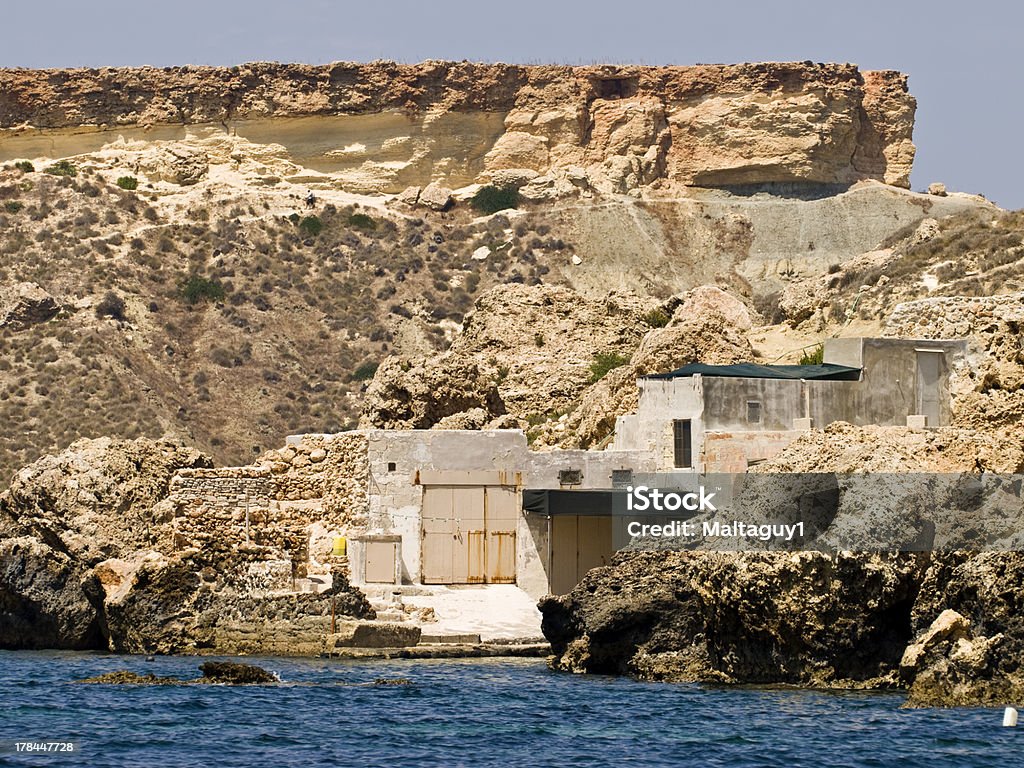 Illégal littoral Construction - Photo de Aiguille rocheuse libre de droits