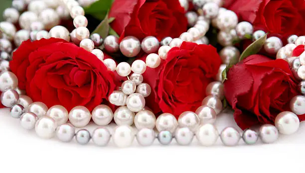 Roses with pearls