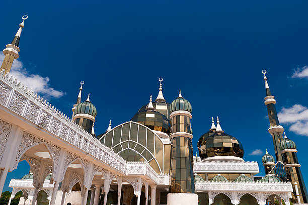 istock Crystal Mosque of Terengganu 178452155