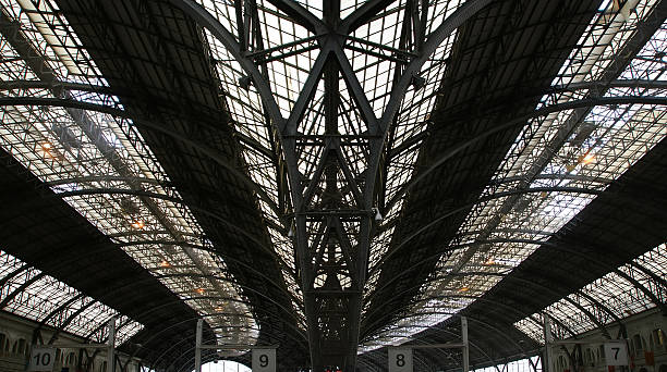istock Trains at the railroad station (Estacio de Francia) in Barcelona 178456470