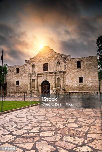 Sunrise Over The Alamo Stock Photo - Download Image Now - Alamo - San Antonio, Texas, Downtown District
