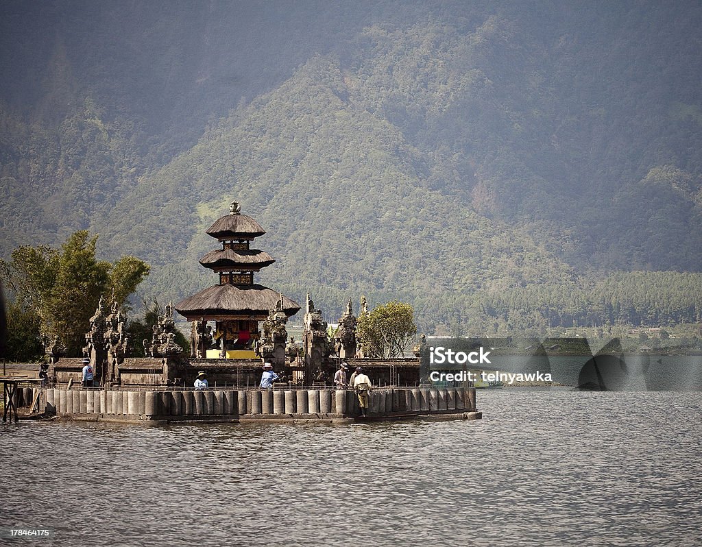 Ulun Danu Tempio, Bali, Indonesia - Foto stock royalty-free di Ambientazione esterna