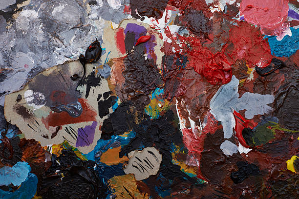 istock Dry oil painting palette background 178472797
