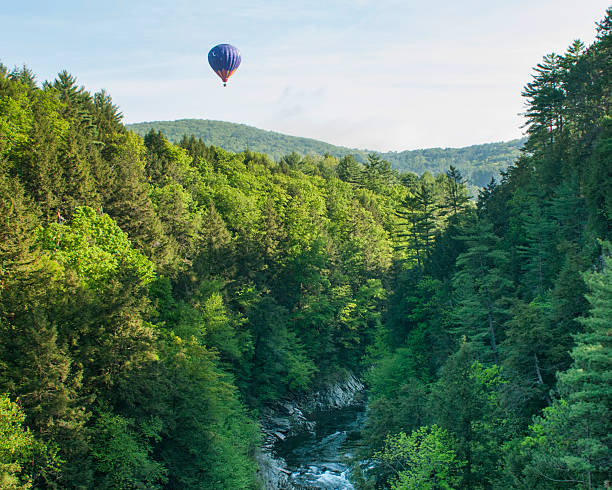 istock Hot Air Balloon RIde at Quechee Vermont 178473923