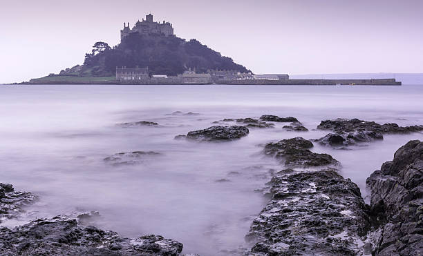 istock St Michael's Mount Bay Marazion pre-dawn long exposure 178479431
