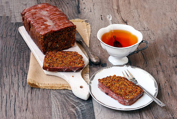 gâteau aux graines de betterave - five oclock tea photos et images de collection