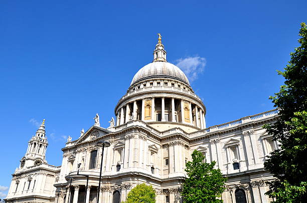 istock St Pauls Cathedral - London, UK 178483615