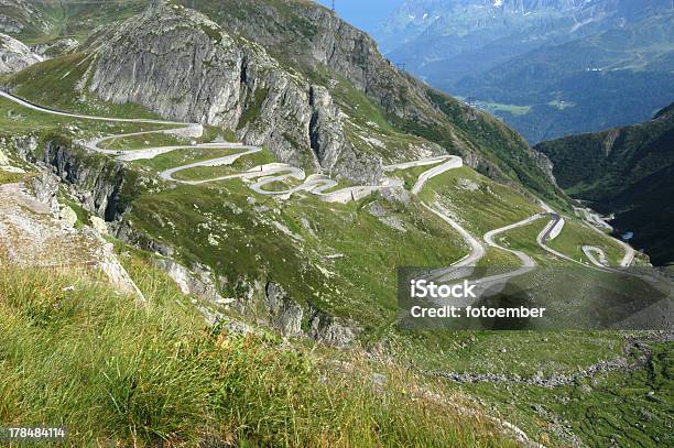 Tremola The Old Road Zum Mount Gotthard Stockfoto und mehr Bilder von Schweiz - Schweiz, Alpen, Berg