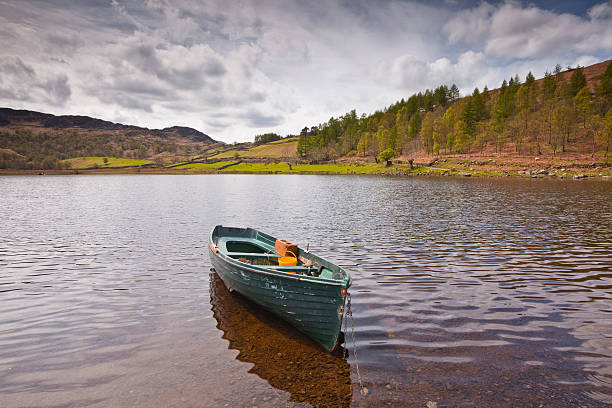 watendlath tarn - watendlath foto e immagini stock