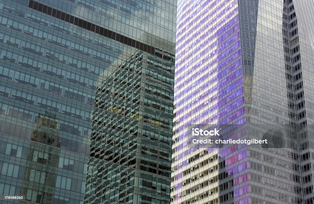 Arranha-céu de reflexos, Cidade de Nova Iorque - Royalty-free Arranha-céu Foto de stock