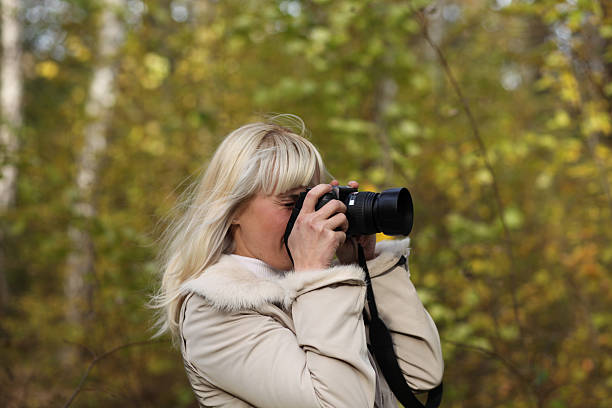istock photographer girl 178488346