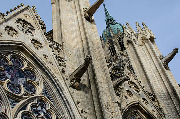 bayeux katedra - tkanina z bayeux obrazy zdjęcia i obrazy z banku zdjęć