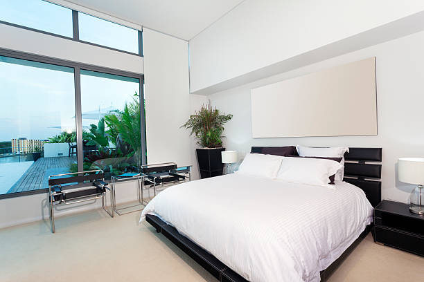 モダンなベッドルーム - bedroom authority bed contemporary ストックフォトと画像