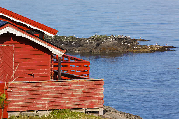 istock Picturesque fishing hut 178494548