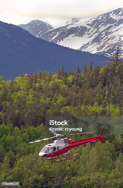 Foto de Vista Aérea Do Alasca Selvagem e mais fotos de stock de Alasca - Estado dos EUA - Alasca - Estado dos EUA, Olhar para Vista, Voar