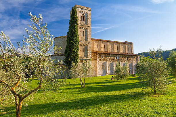 산 antimo 아베이 니어 몬탈치노 (brunello di montalcino), tuscany, 이탈리아 - romanic 뉴스 사진 이미지