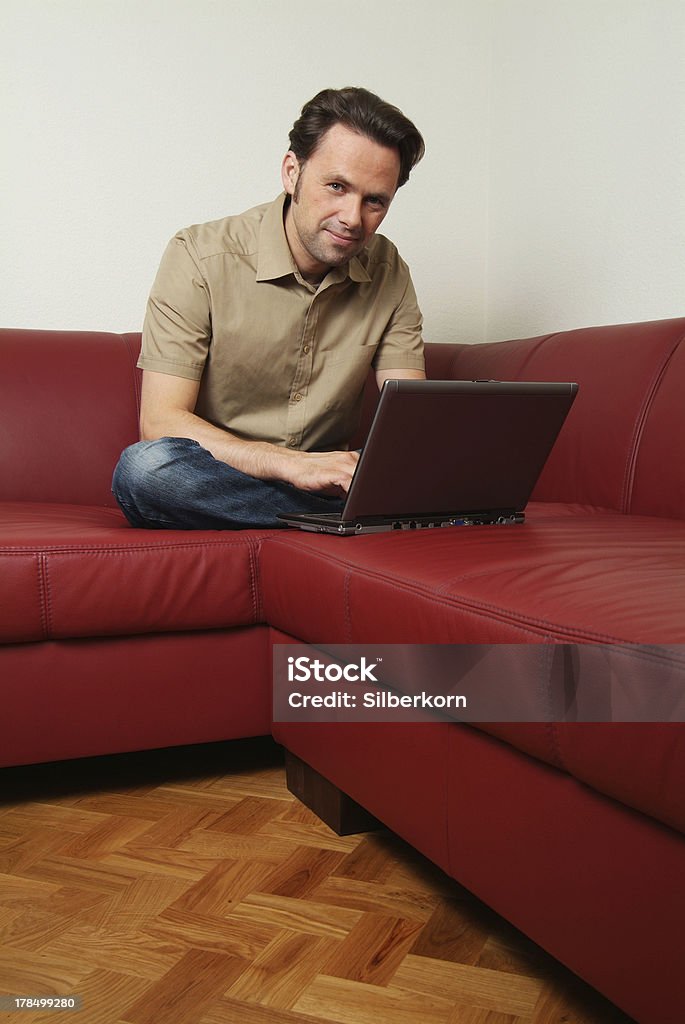 laptop de trabalho - Foto de stock de Adulto royalty-free