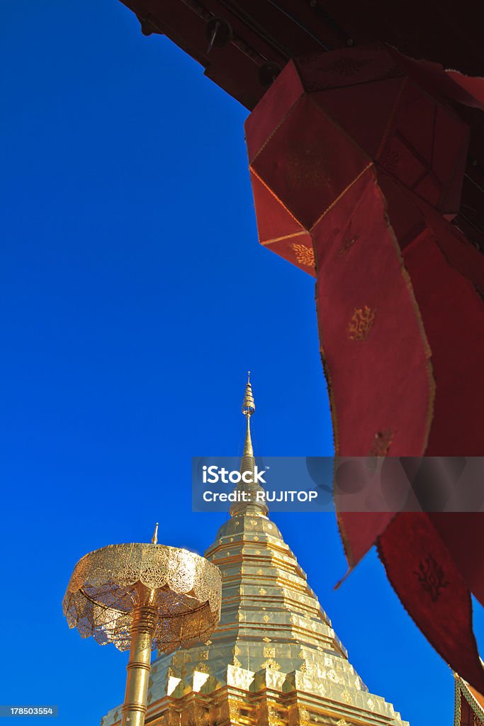 Wat Phra That Doi Suthep, Tajlandia - Zbiór zdjęć royalty-free (Aranżować)