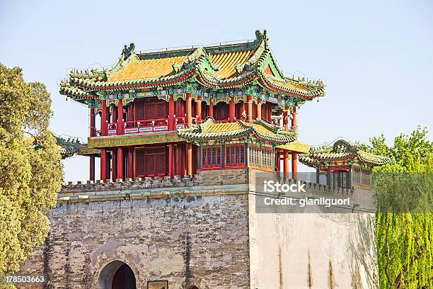 El Famoso El Palacio De Verano Beijing China Foto de stock y más banco de imágenes de Aire libre - Aire libre, Antiguo, Arquitectura