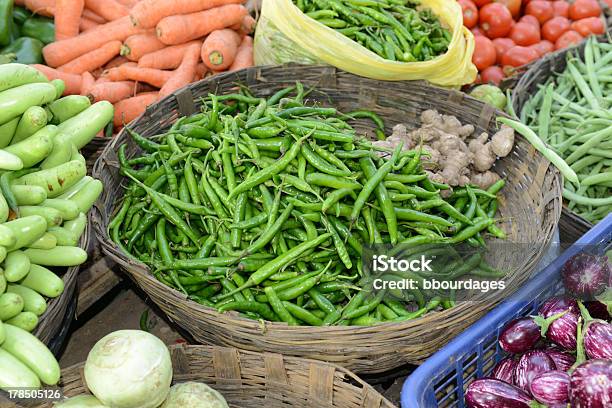 Warzyw Na Sprzedaż W Drodze - zdjęcia stockowe i więcej obrazów Bez ludzi - Bez ludzi, Cebula, Fasola