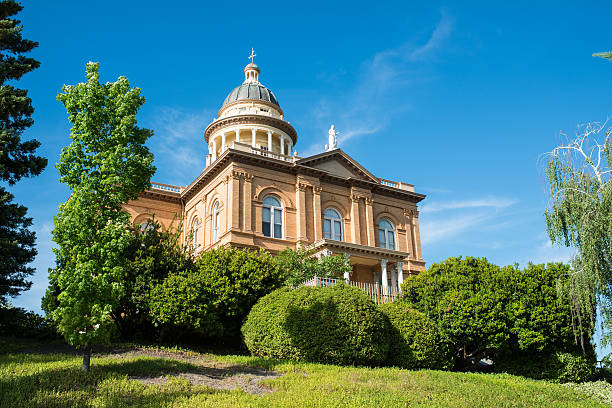 istock Auburn California Historic Courthouse 178510965