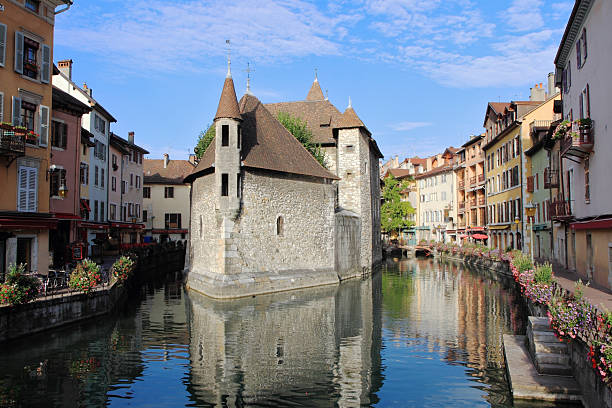 istock Medieval fortress-prison in the Annecy 178512281