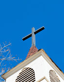 kirche-kirchturmspitze.jpg?b=1&s=170x170&k=20&c=d5C5e-tWwJCLBQgJ_3dloi8vR-lTTW-QMeltml44dRg=