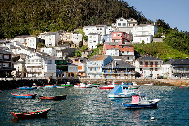 istock Harbour of O Barqueiro, Spain 178515739