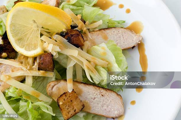 Frango Salada César - Fotografias de stock e mais imagens de Alface - Alface, Alimentação Saudável, Almoço