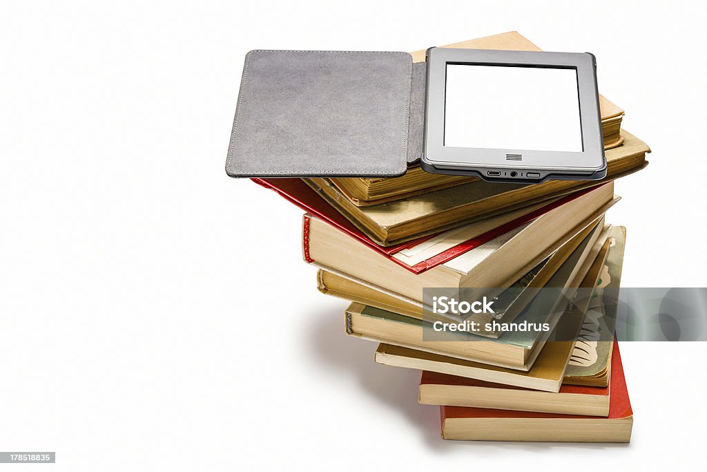 Ebook sulla pila di vecchi libri - Foto stock royalty-free di Ambientazione interna