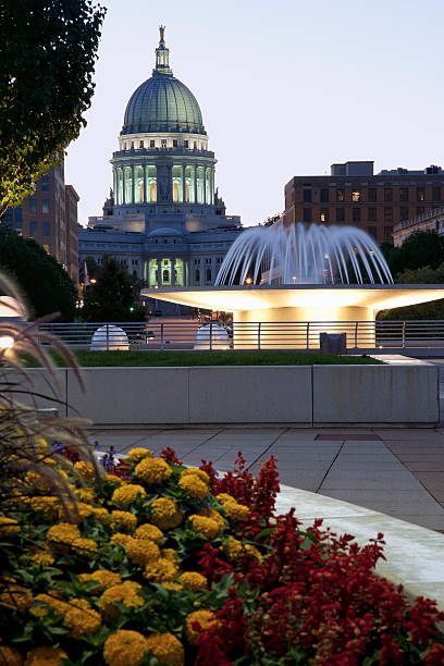 istock Madison, Wisconsin - State Capitol Building 178522378