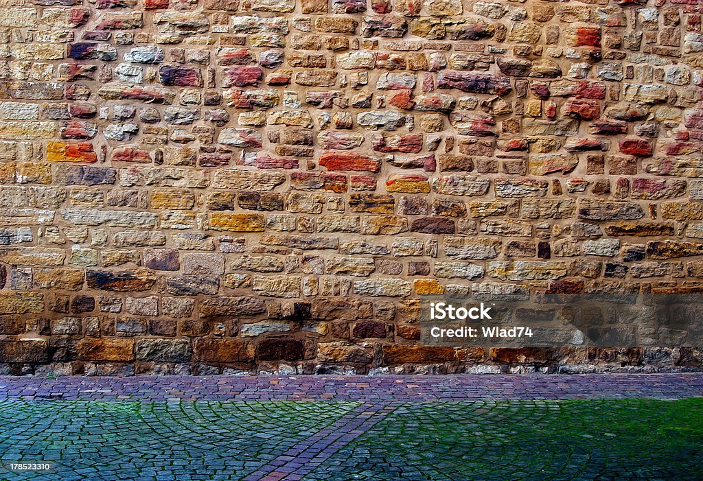 Multicolored Kamień Ściana i Chodnik - Zbiór zdjęć royalty-free (Architektura)