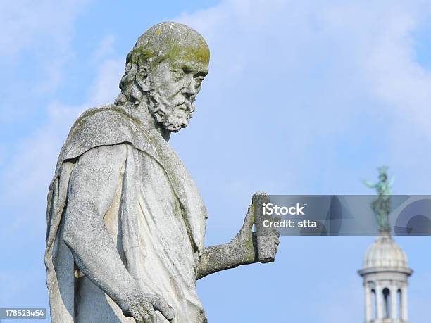 Statue Of Galileo Galilei Prato Della Valle Padua Italy Stock Photo - Download Image Now