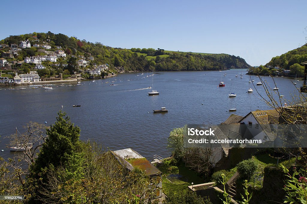 Vista dal Dartmouth Devon verso il mare - Foto stock royalty-free di Acqua
