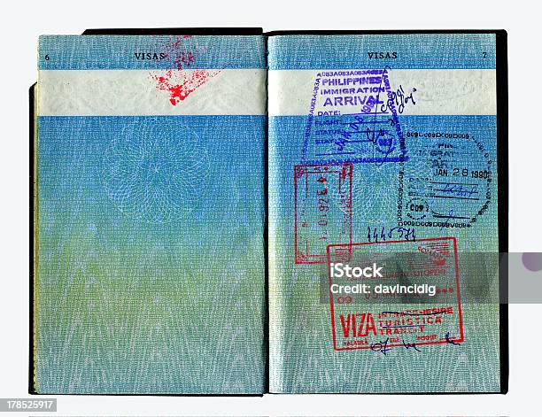 Passaporte - Fotografias de stock e mais imagens de Autoridade - Autoridade, Beleza, Controlo