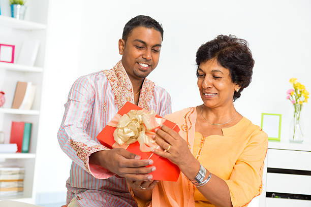 istock Indian family 178528214