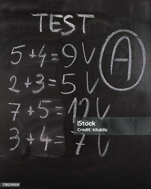 수학의 테스트 0명에 대한 스톡 사진 및 기타 이미지 - 0명, 검은색, 공부