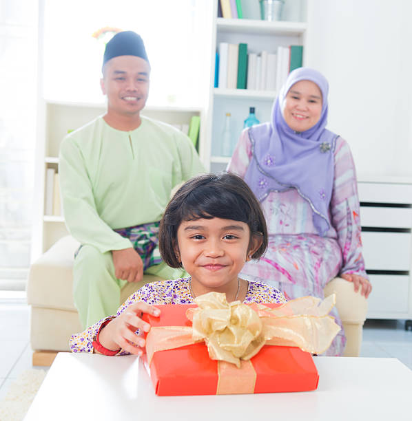istock Muslim family 178529431