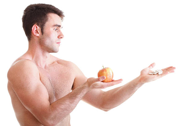 비타민 또는 환약 끌어오기 태블릿 메시지함 보조제 남자 격리됨에 - creatine nutritional supplement men human muscle 뉴스 사진 이미지