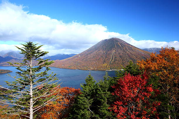 istock Mountain and pond in autumn 178530773