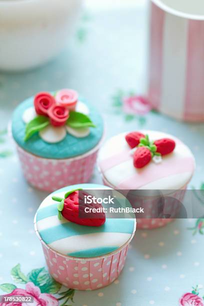 Cupcakes Stock Photo - Download Image Now - Cake, Mug, Rose - Flower