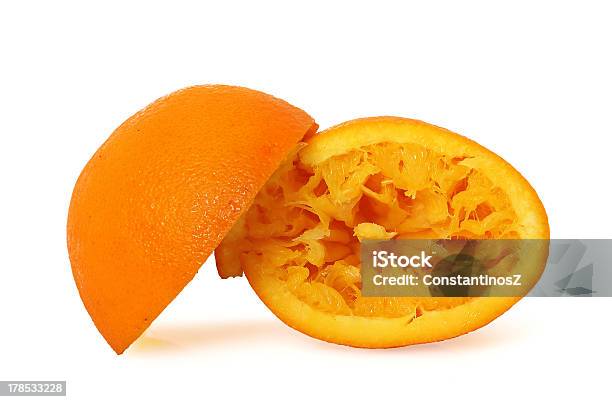 Свежевыжатый Апельсиновый — стоковые фотографии и другие картинки Апельсин - Апельсин, Без людей, Белый